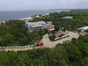 Lagoon Paradise Beach Resort, Tangalla